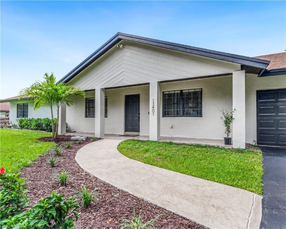 Davie Oaks - Residential