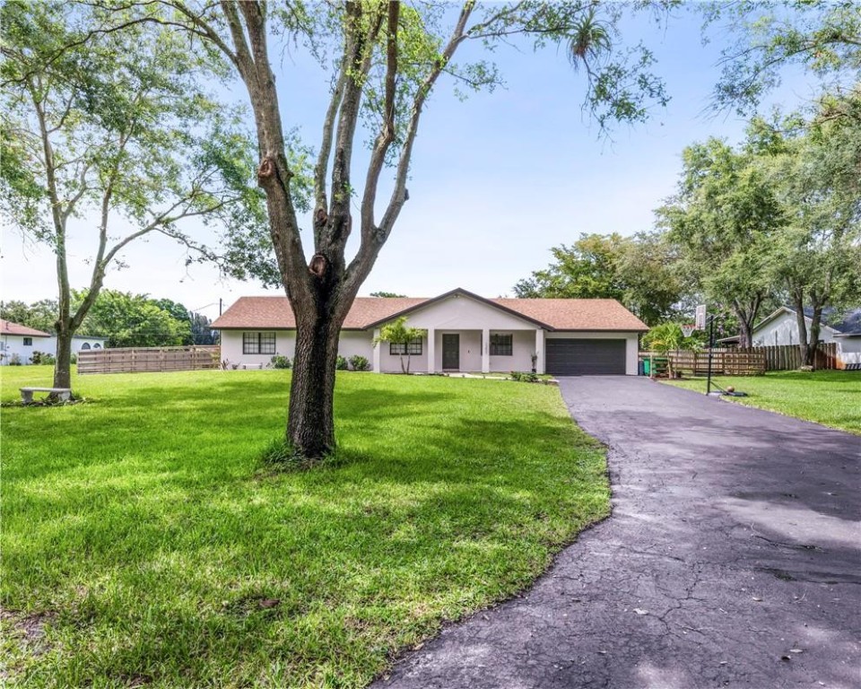 Davie Oaks - Residential