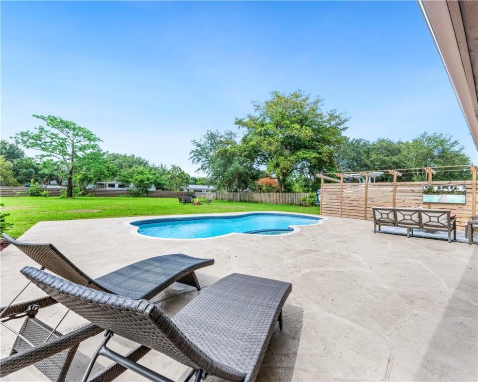 Davie Oaks - Residential