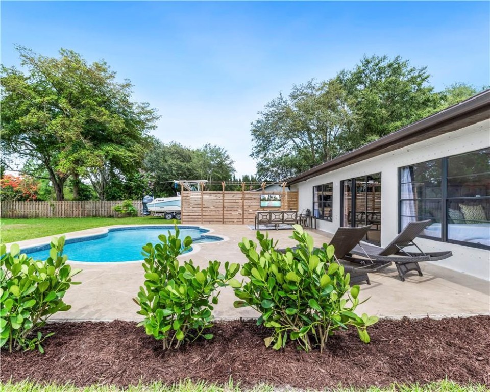 Davie Oaks - Residential