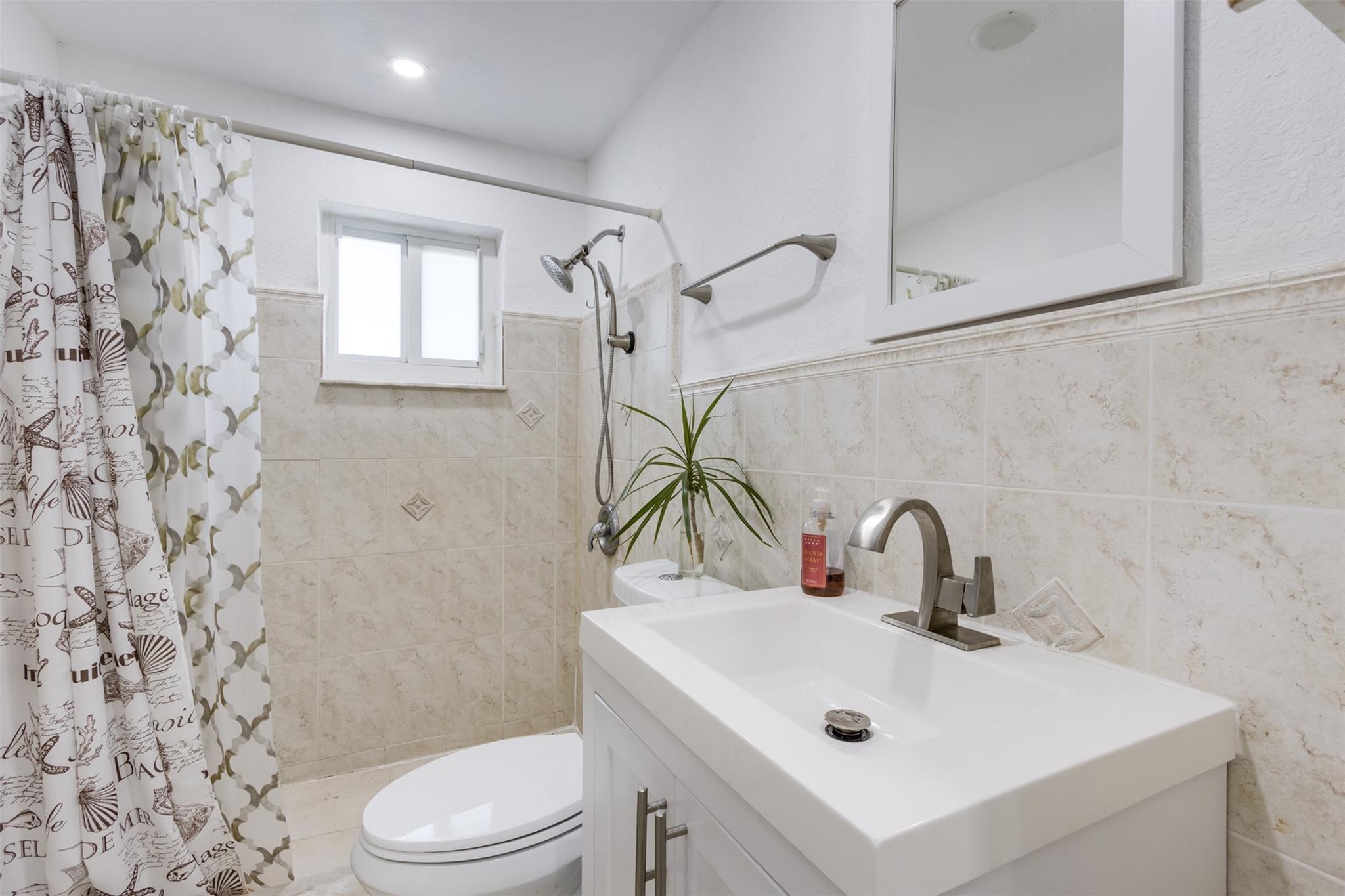 North Lauderdale 1-48 D - Residential Lease