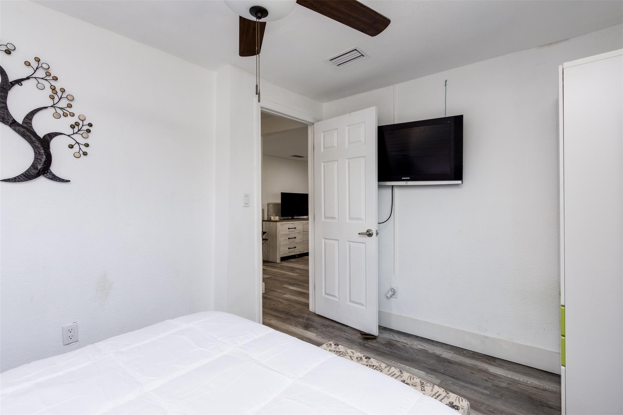 North Lauderdale 1-48 D - Residential Lease