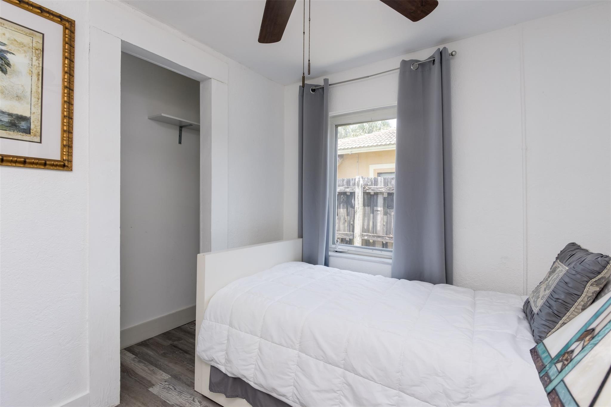 North Lauderdale 1-48 D - Residential Lease