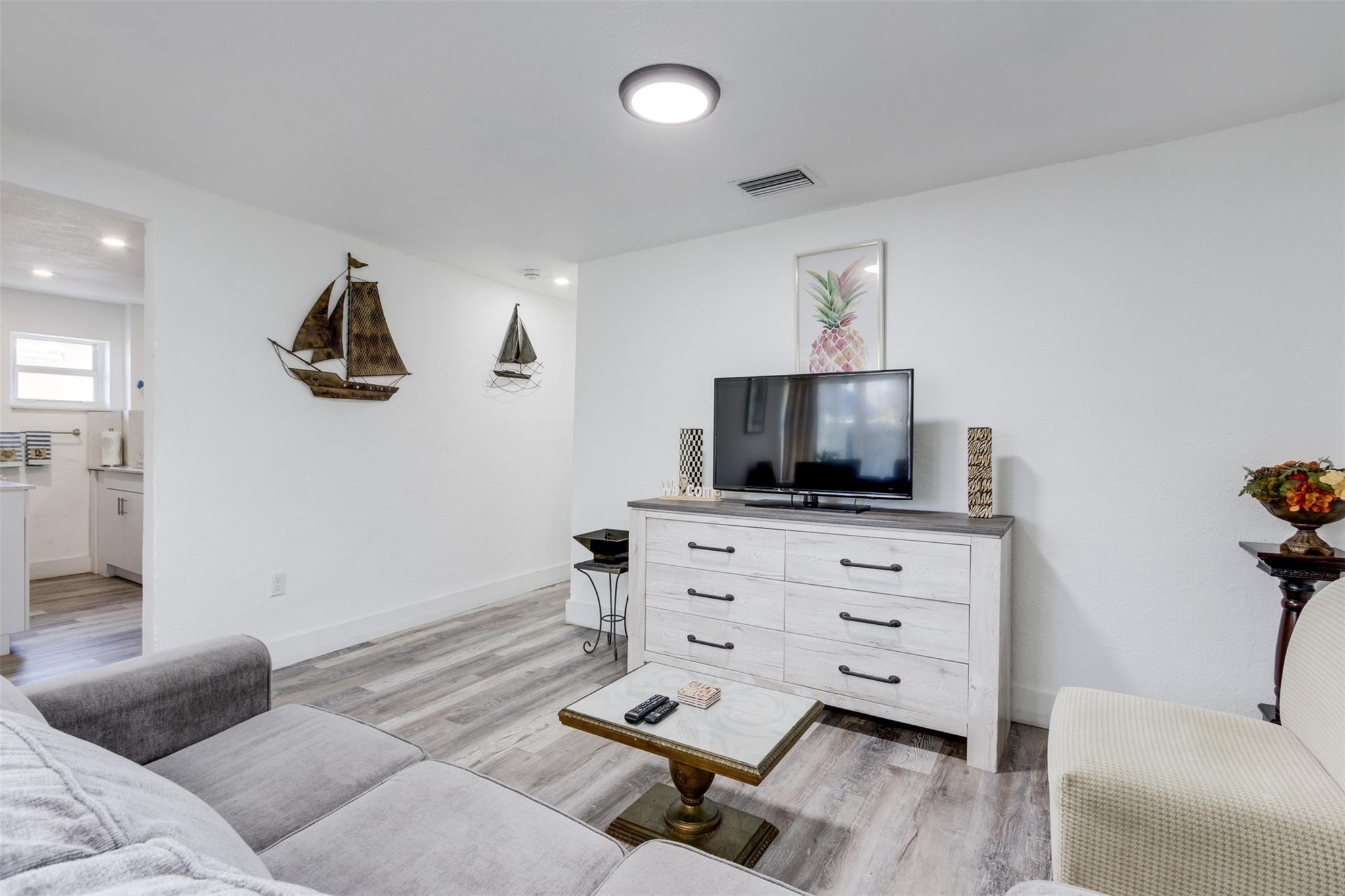 North Lauderdale 1-48 D - Residential Lease