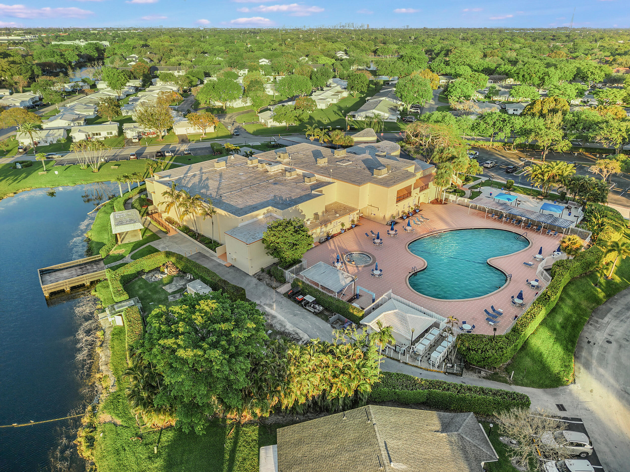 Lauderdale West Condo Nox - Residential