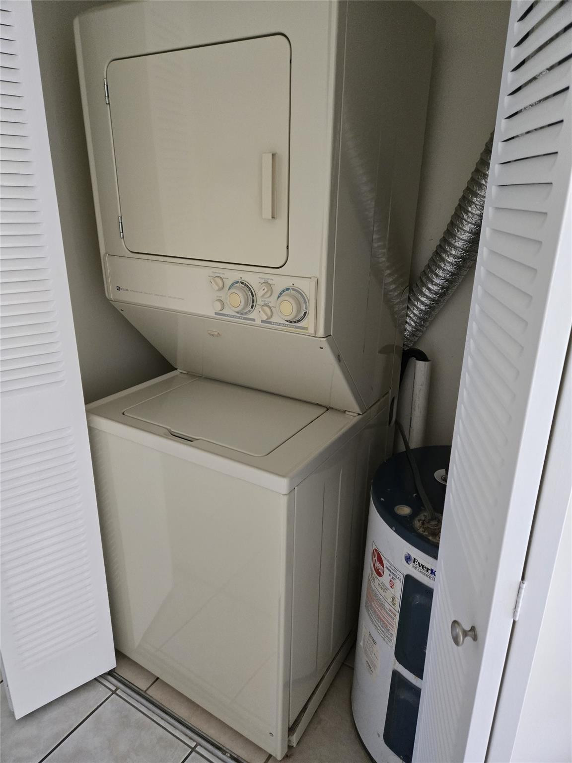 Lauderdale West Condo Nox - Residential