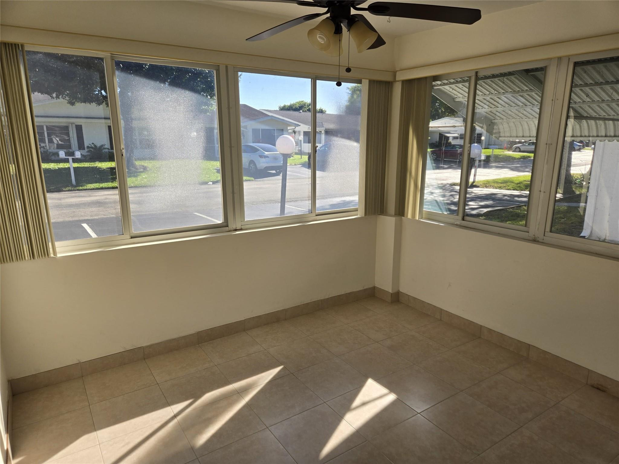 Lauderdale West Condo Nox - Residential