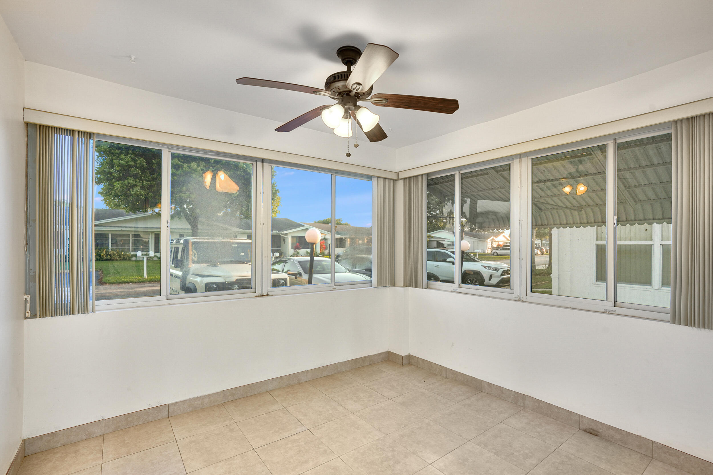 Lauderdale West Condo Nox - Residential