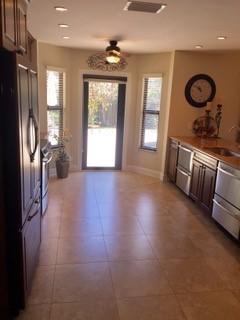 MEADOWS 300 1 - Residential