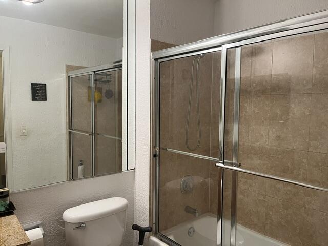 VALENCIA VILLAGE CONDO PHASE I - Residential Lease