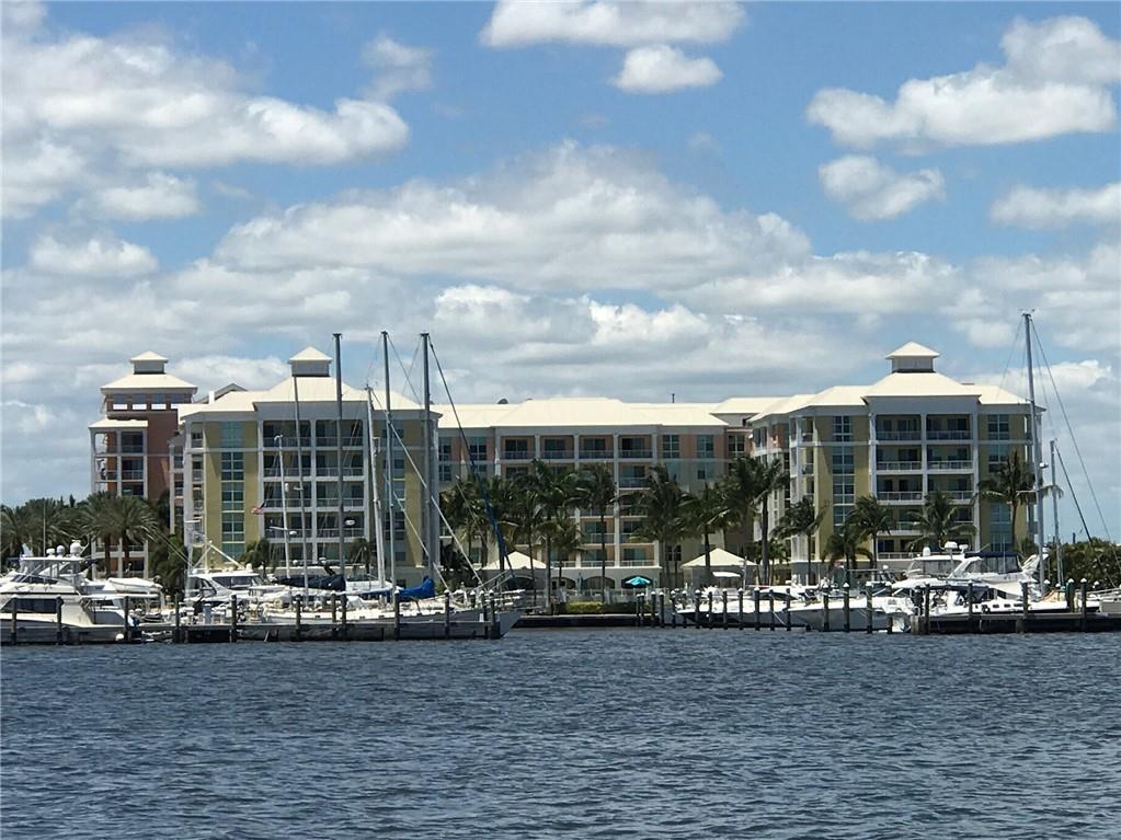 MOORINGS AT LANTANA CONDO - Residential Lease