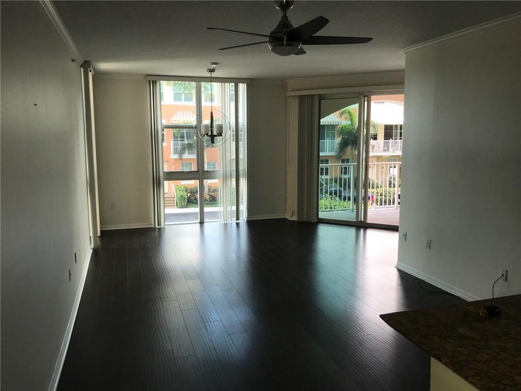 MOORINGS AT LANTANA CONDO - Residential Lease