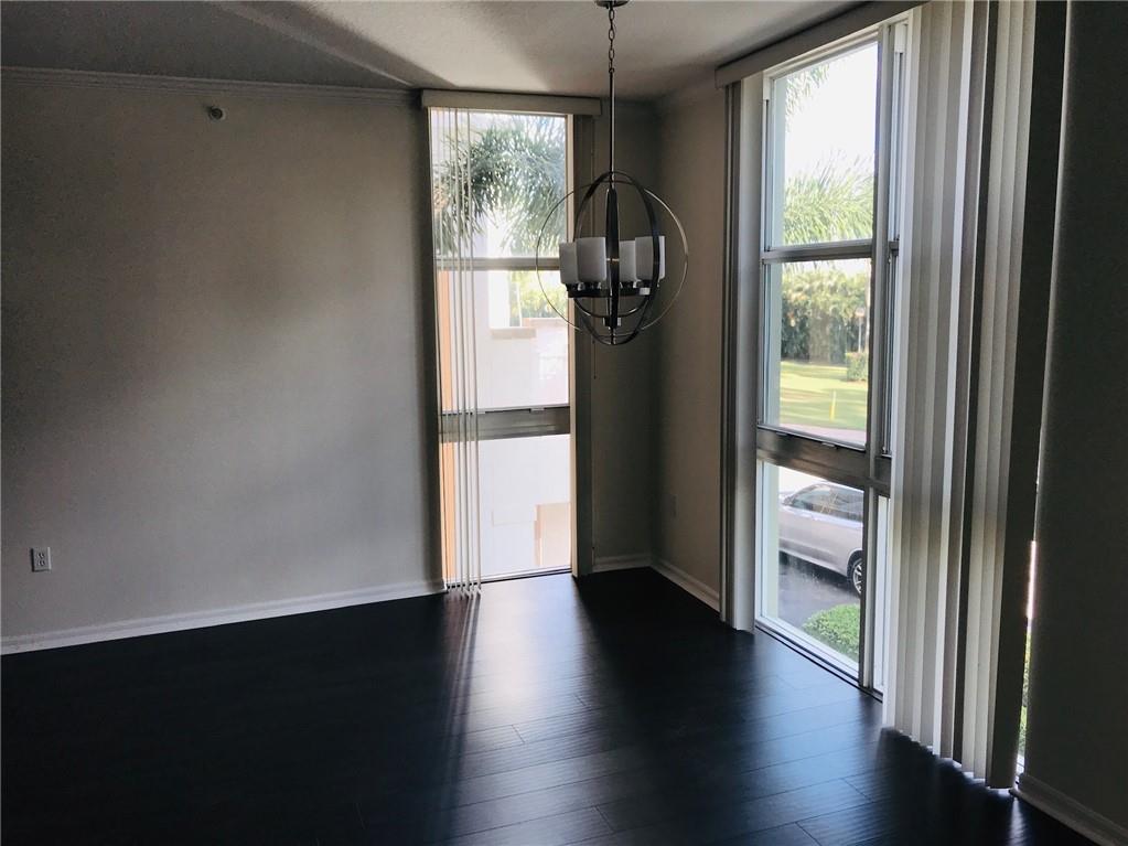 MOORINGS AT LANTANA CONDO - Residential Lease