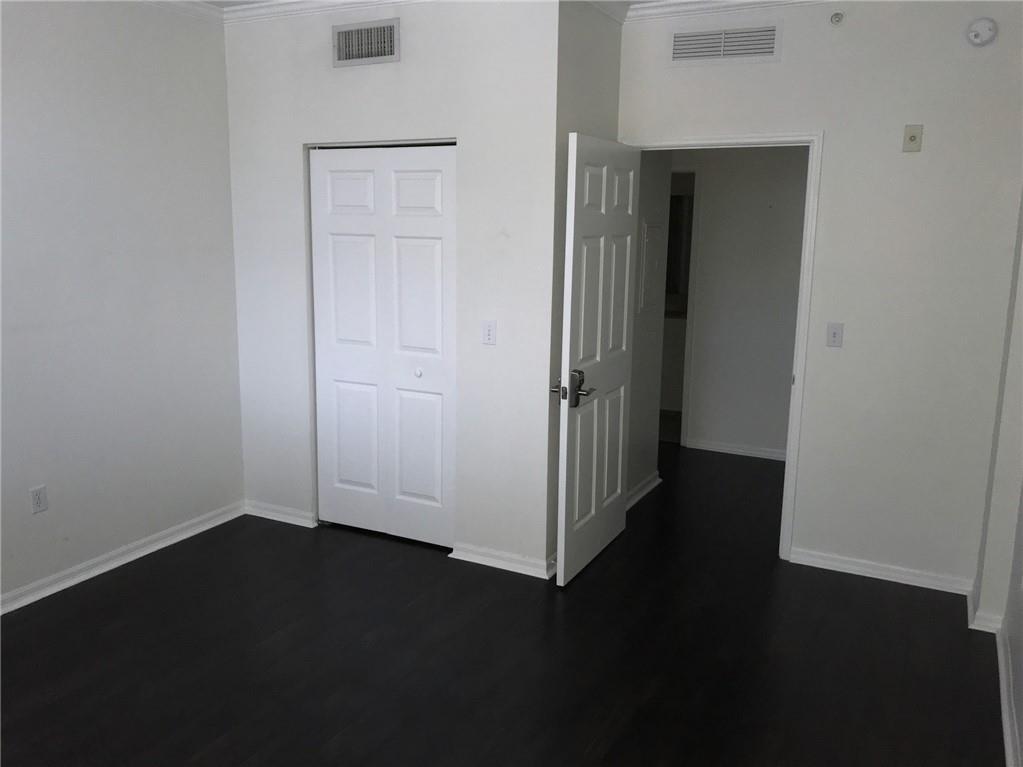 MOORINGS AT LANTANA CONDO - Residential Lease