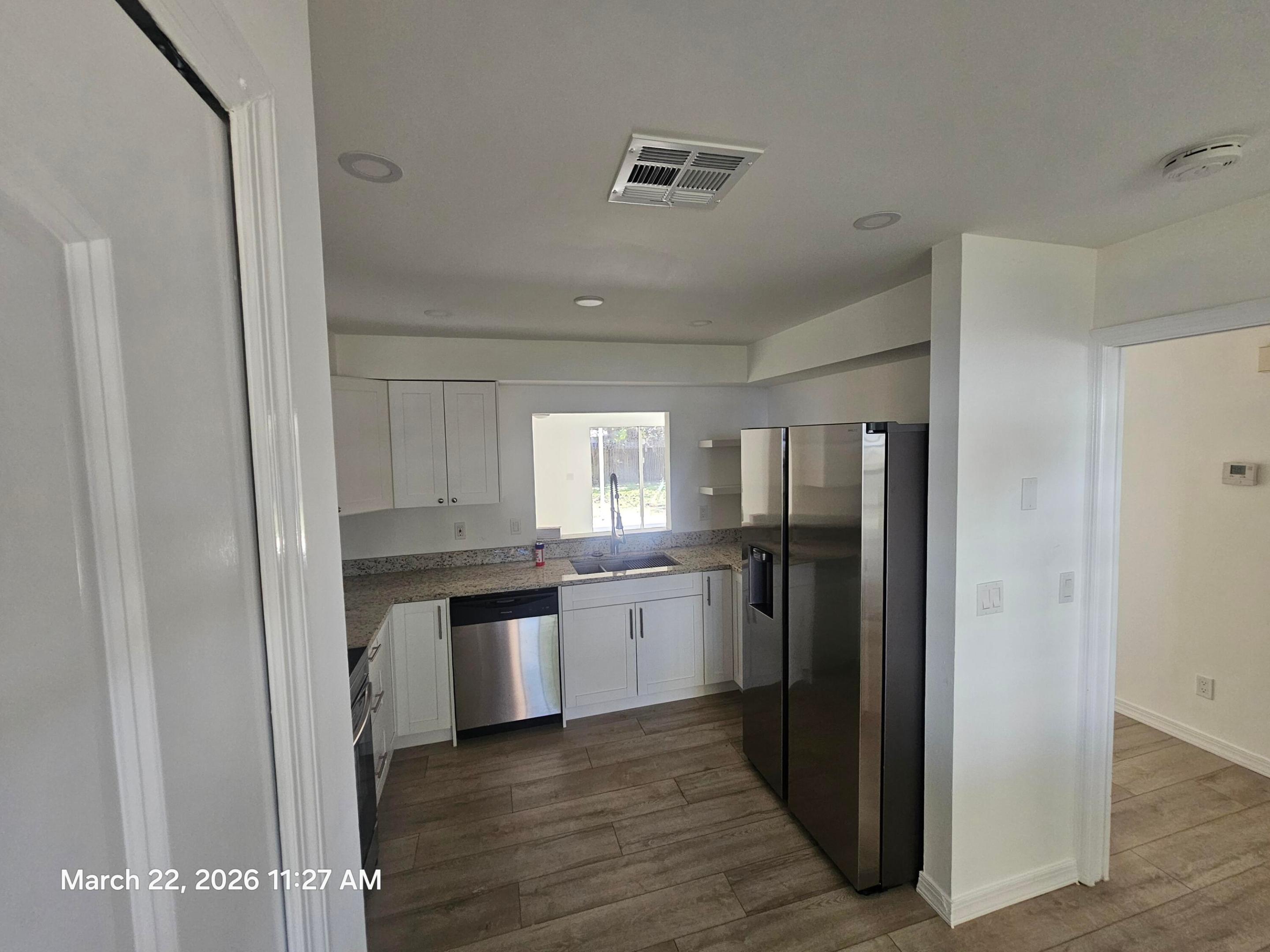 VILLAS OF VERO BEACH - Residential Lease