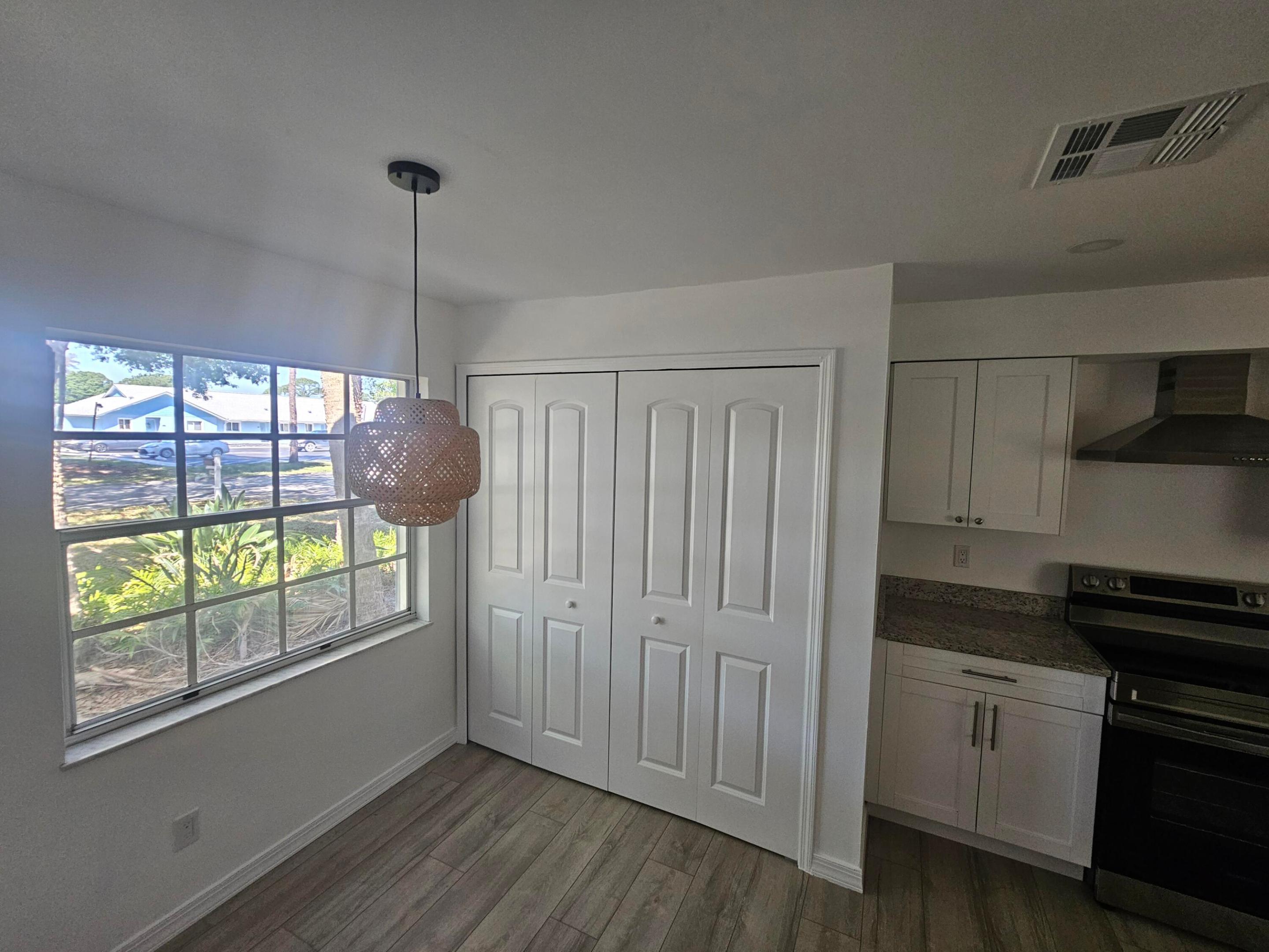 VILLAS OF VERO BEACH - Residential Lease