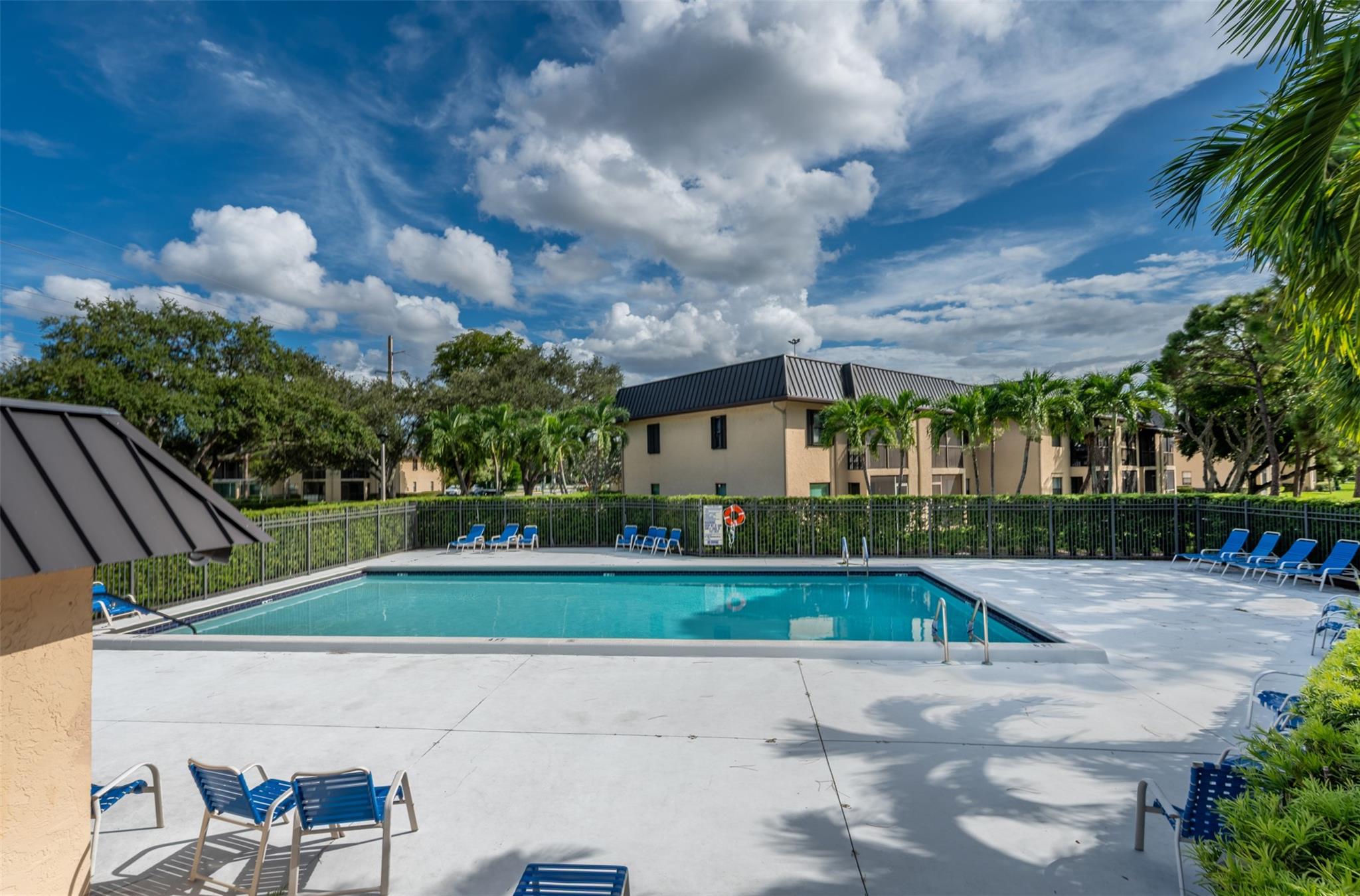 PINE LAKE /  CONDO 141 - Residential Lease