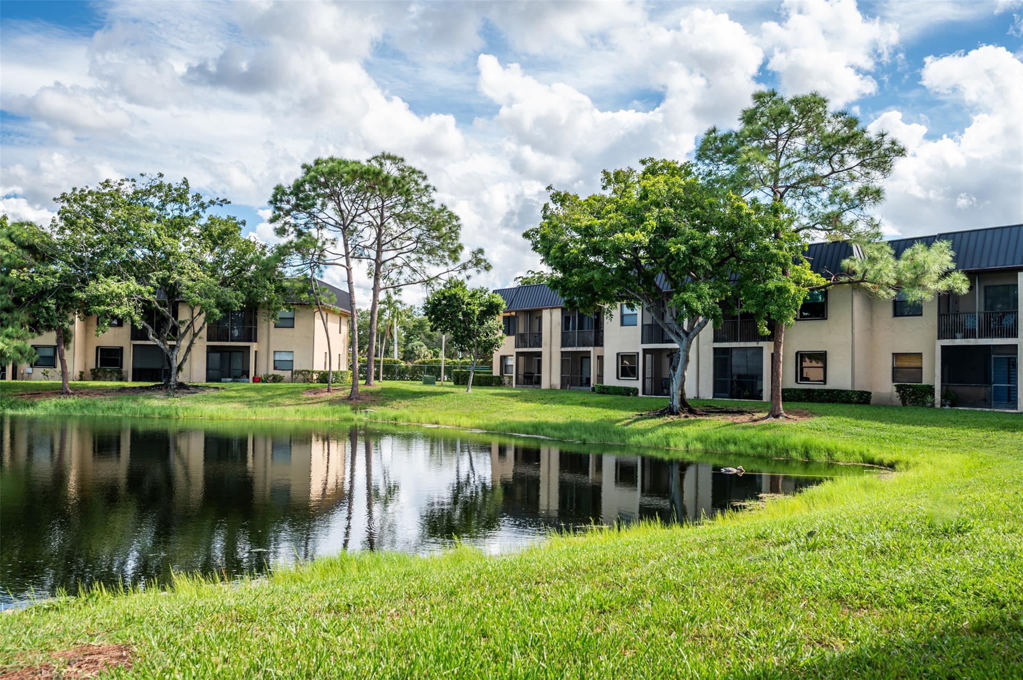 PINE LAKE /  CONDO 141 - Residential Lease