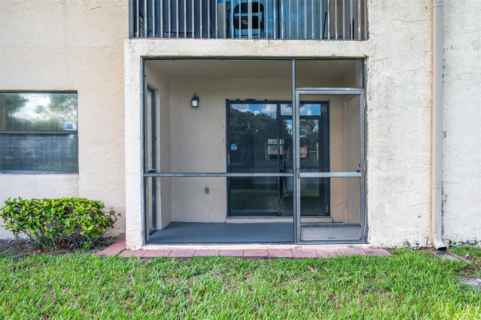 PINE LAKE /  CONDO 141 - Residential Lease