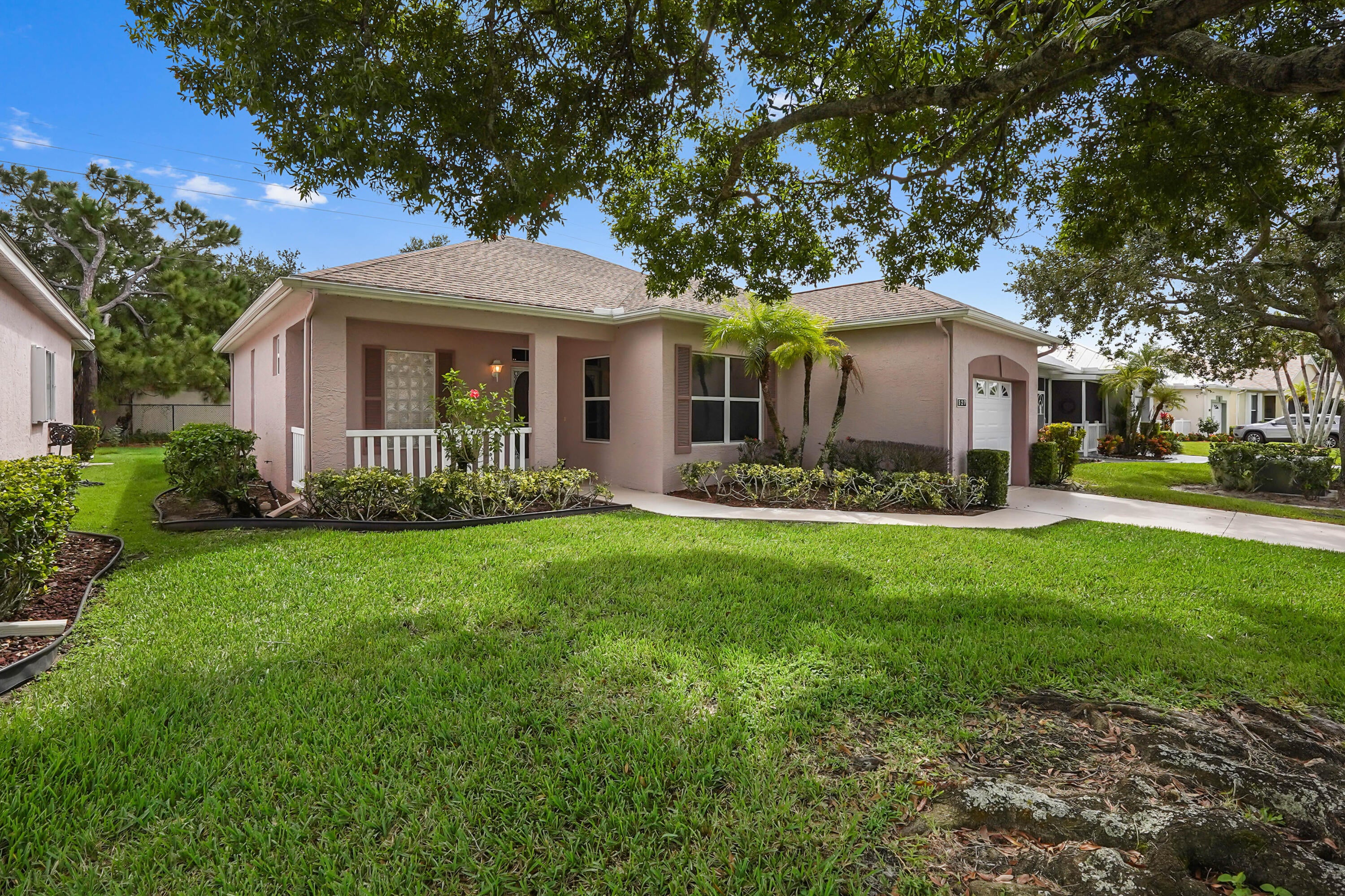 527 NW Portofino Lane