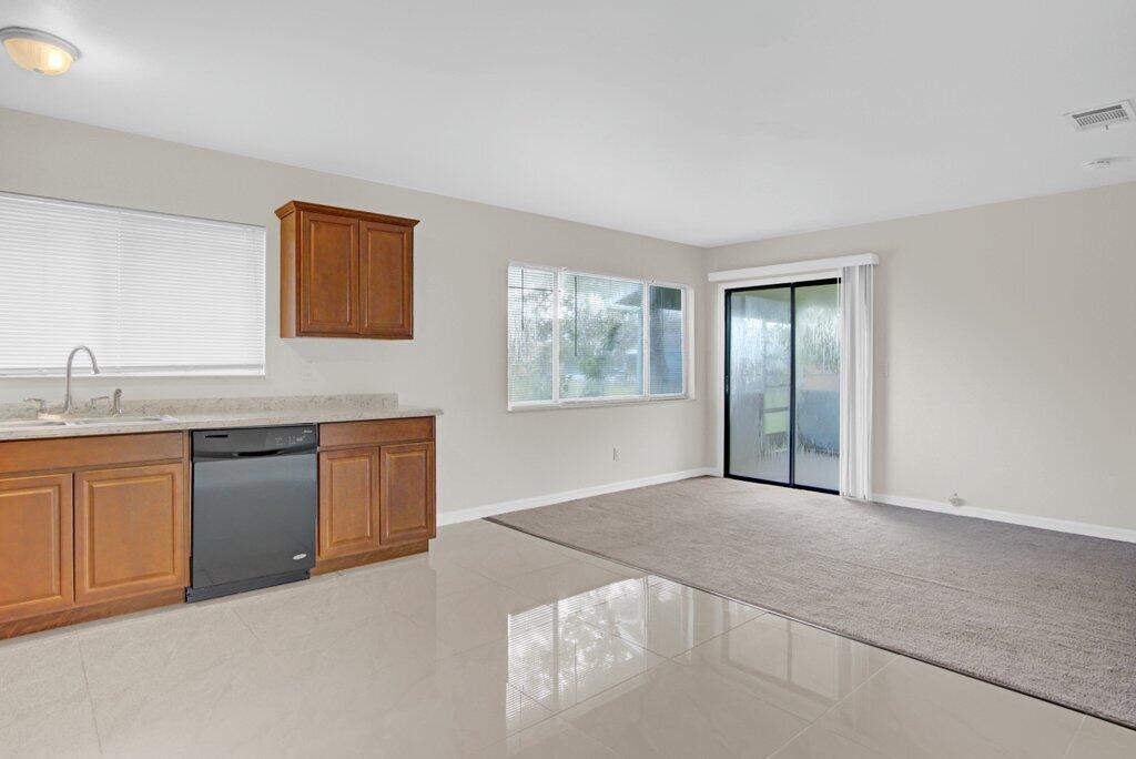 SOUTH PORT ST LUCIE UNIT 15 - Residential