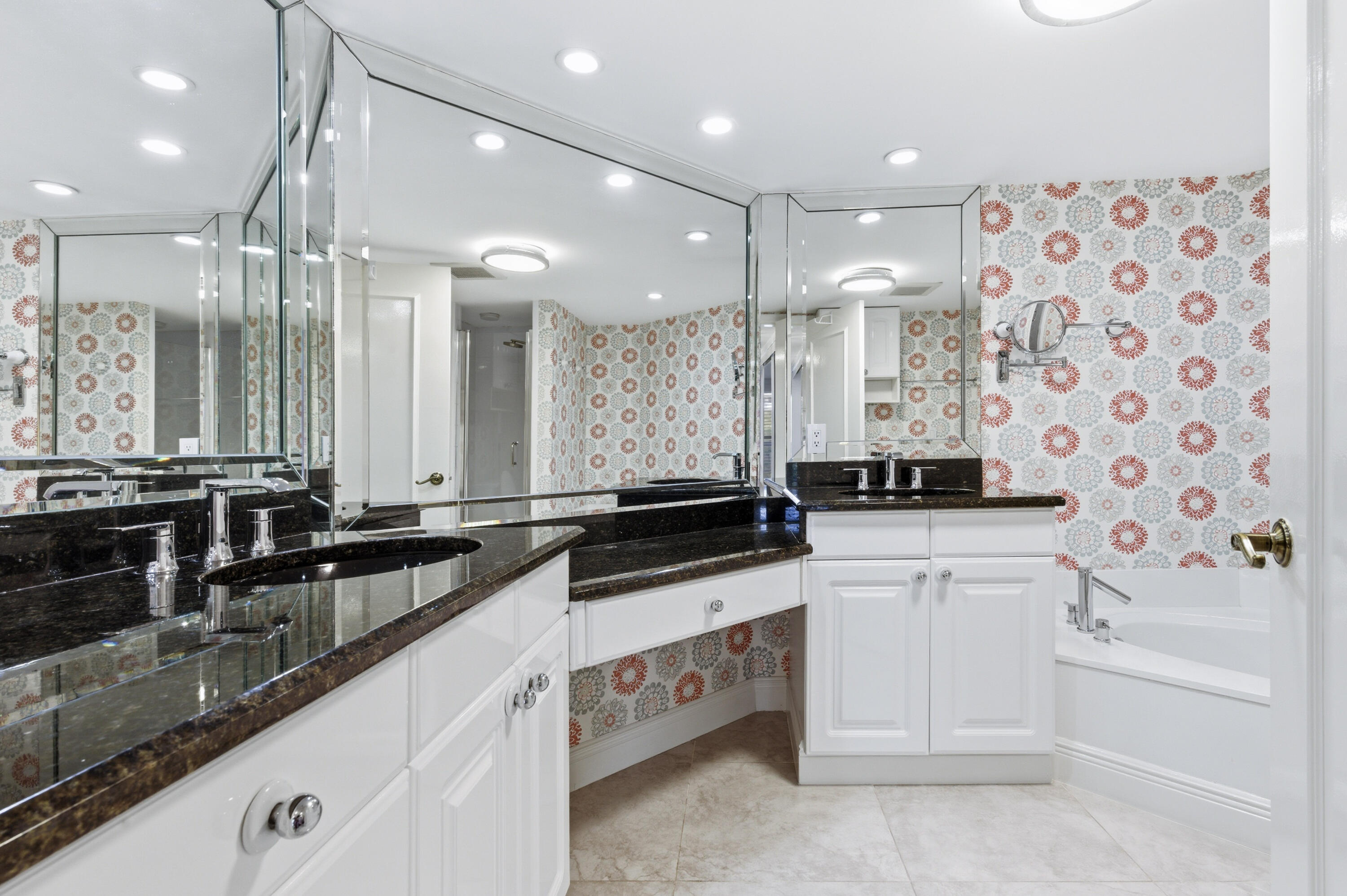 SUTTON PLACE CONDO - Residential