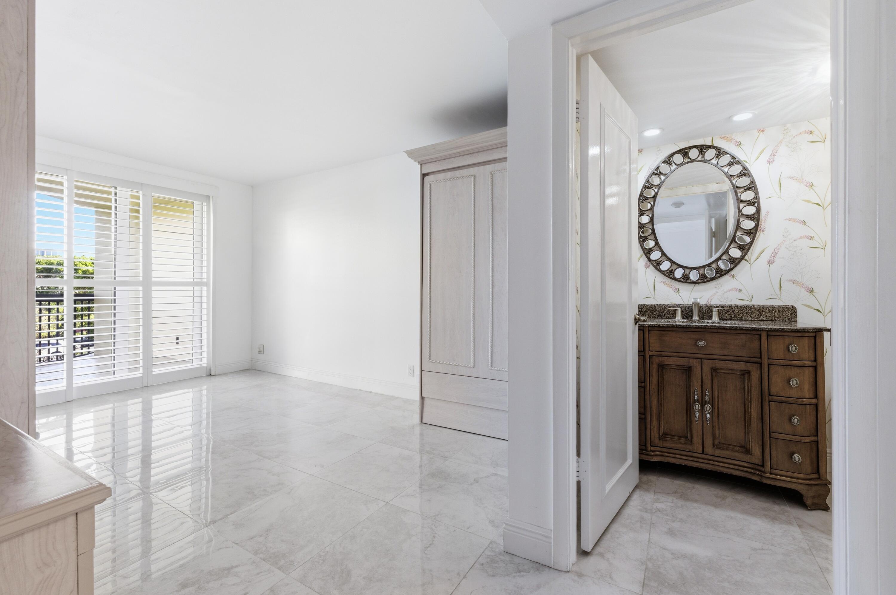 SUTTON PLACE CONDO - Residential