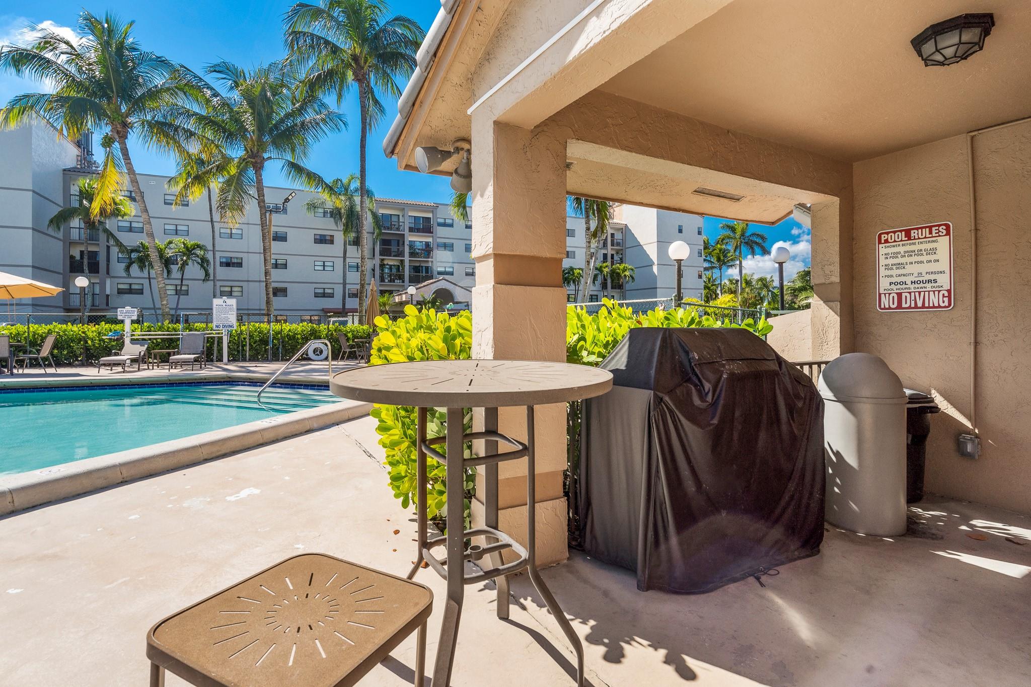 TENNIS CLUB II - Residential