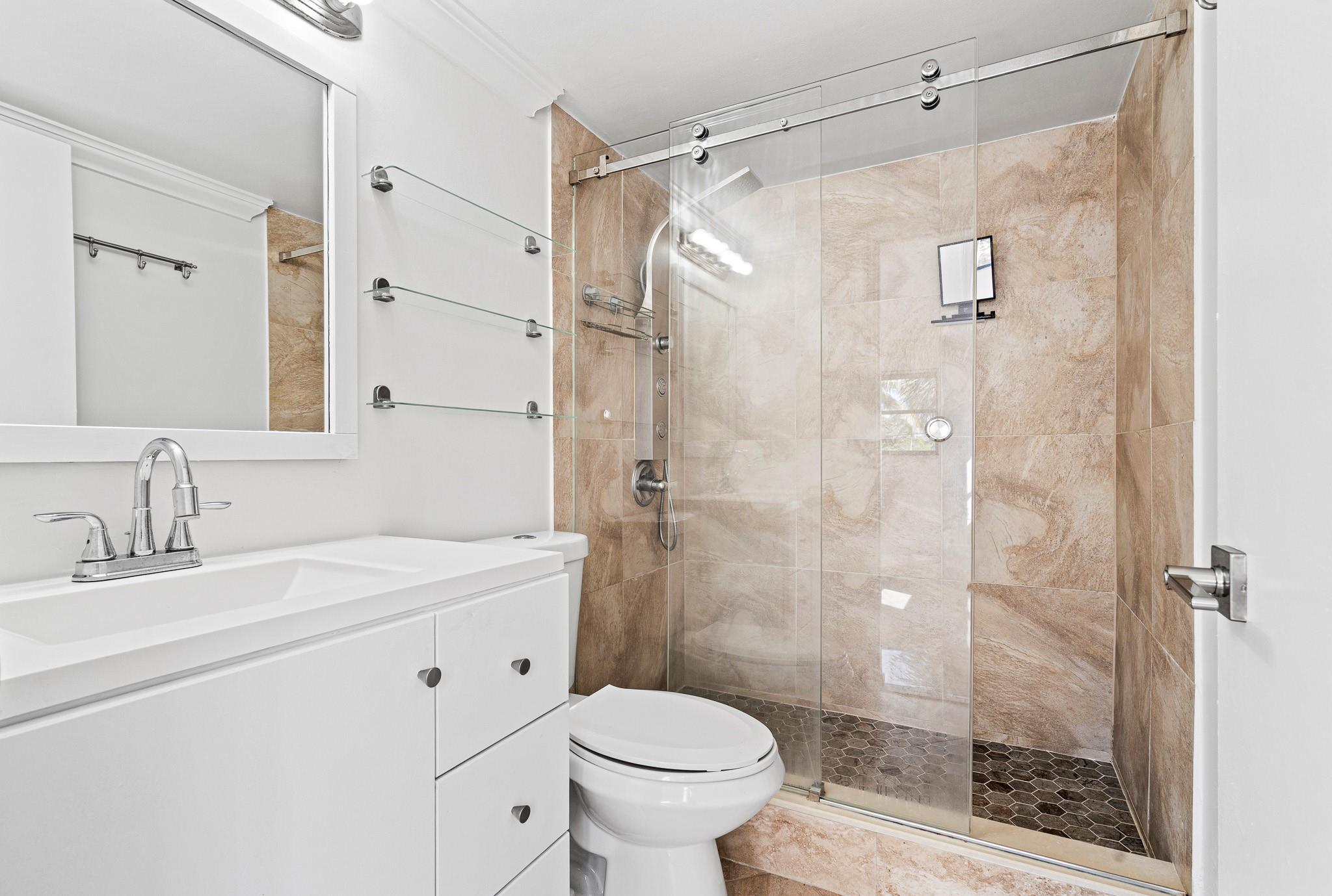 TENNIS CLUB II - Residential