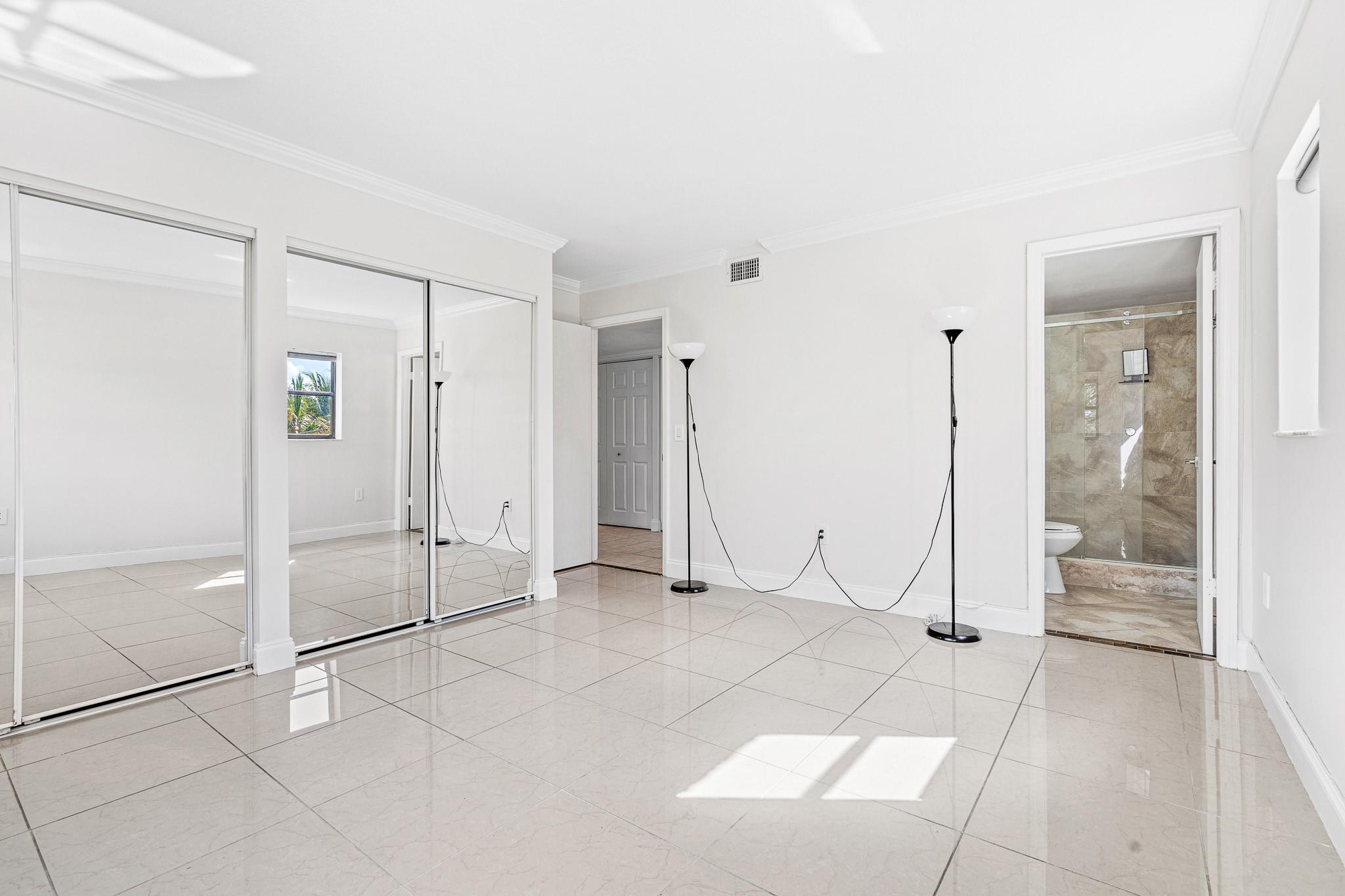 TENNIS CLUB II - Residential