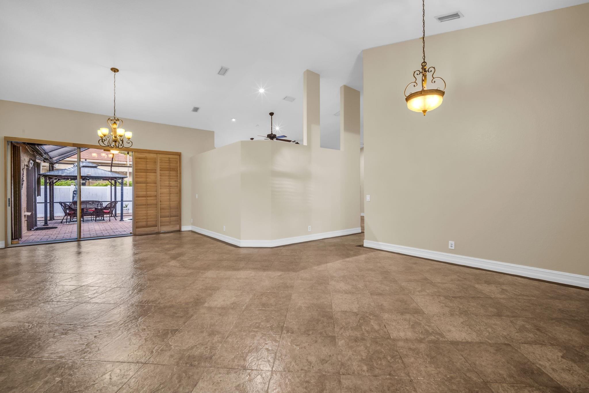 Coral Creek - Residential