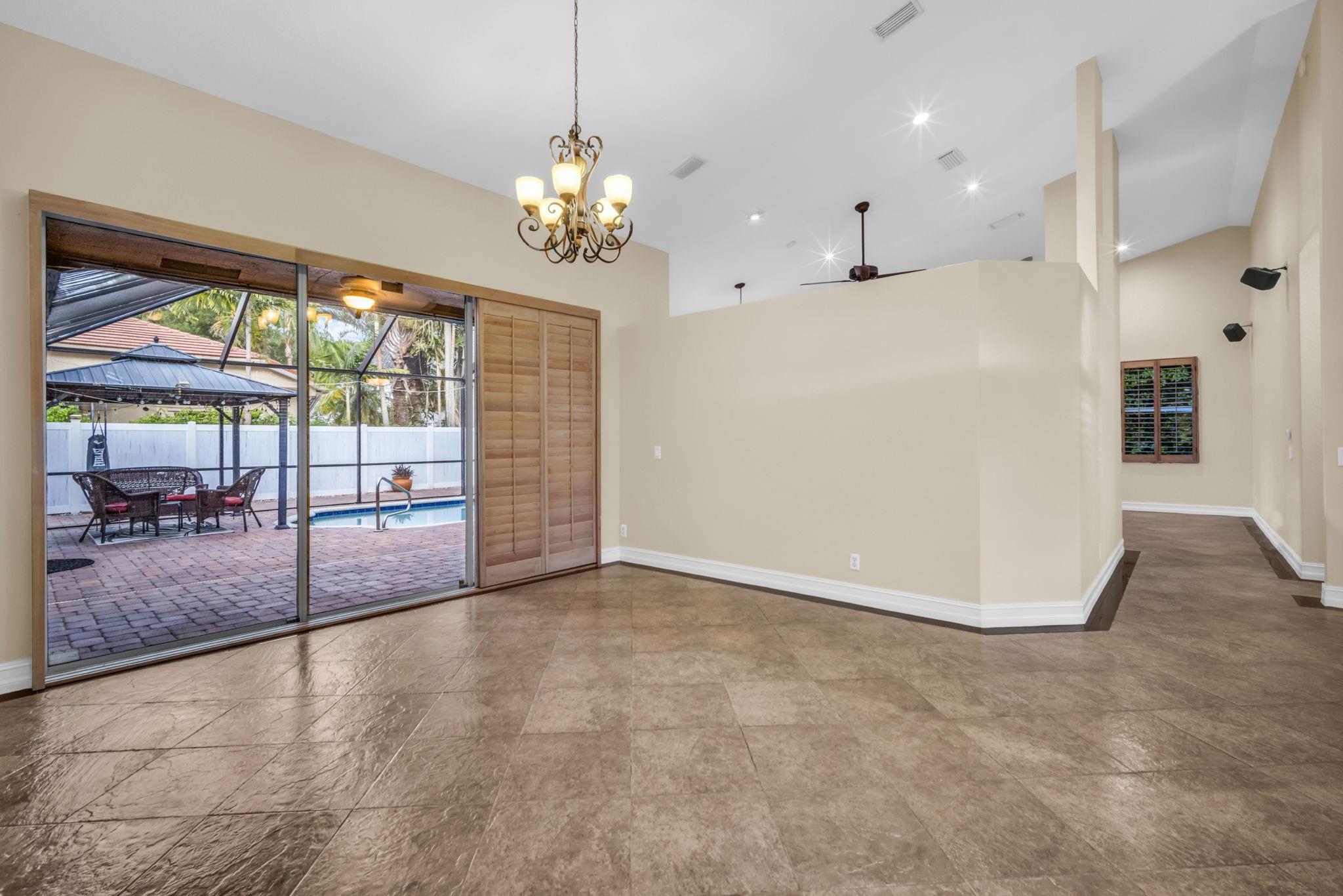 Coral Creek - Residential