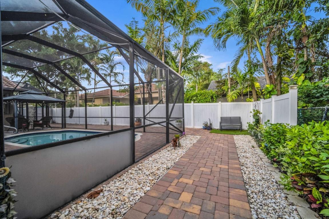 Coral Creek - Residential