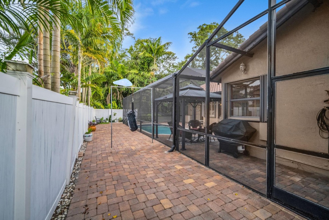 Coral Creek - Residential