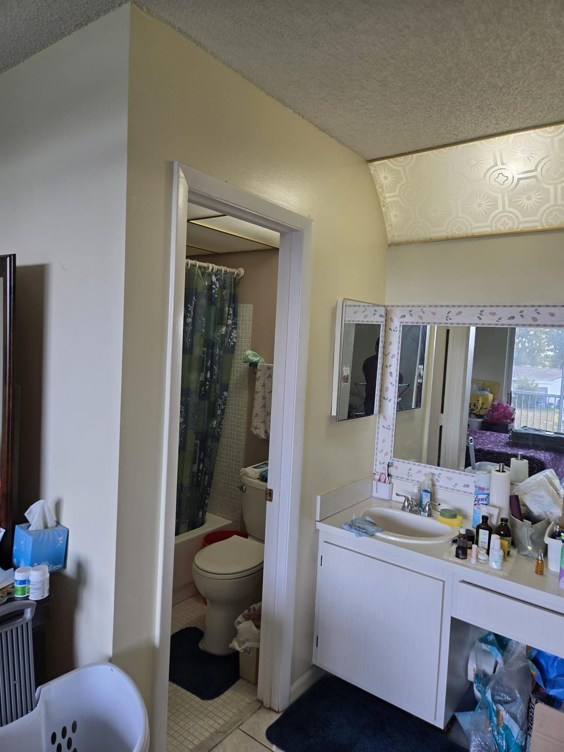 ROYAL PALM GARDENS - Residential