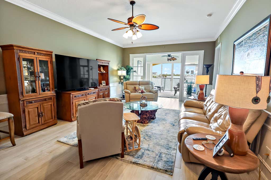 Photo of 21 Harbour Isle Drive W #Ph02, Fort Pierce, FL 34949 (MLS # B26048122)