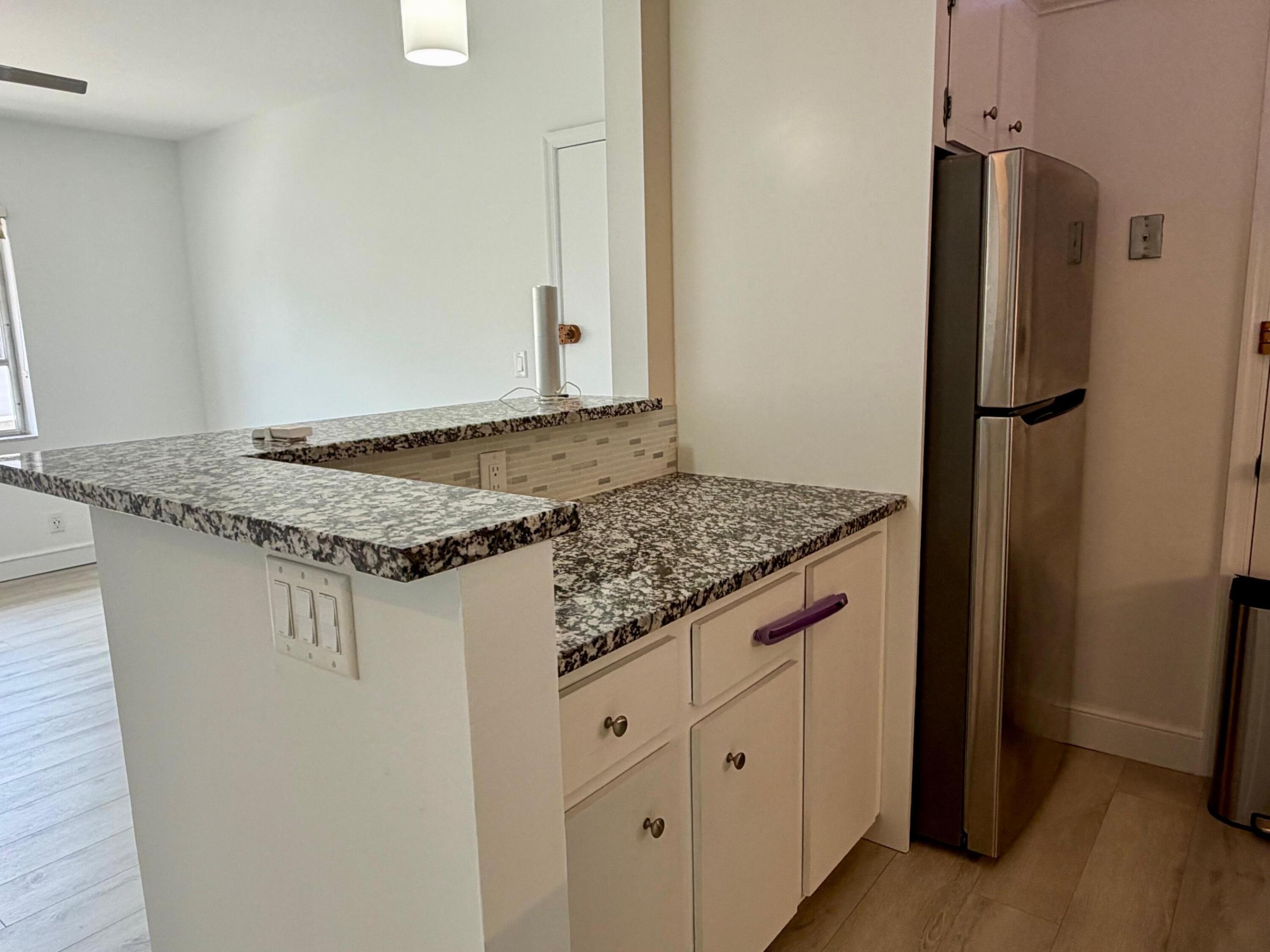 IMPERIAL POINT GARDENS CONDO - Residential Lease
