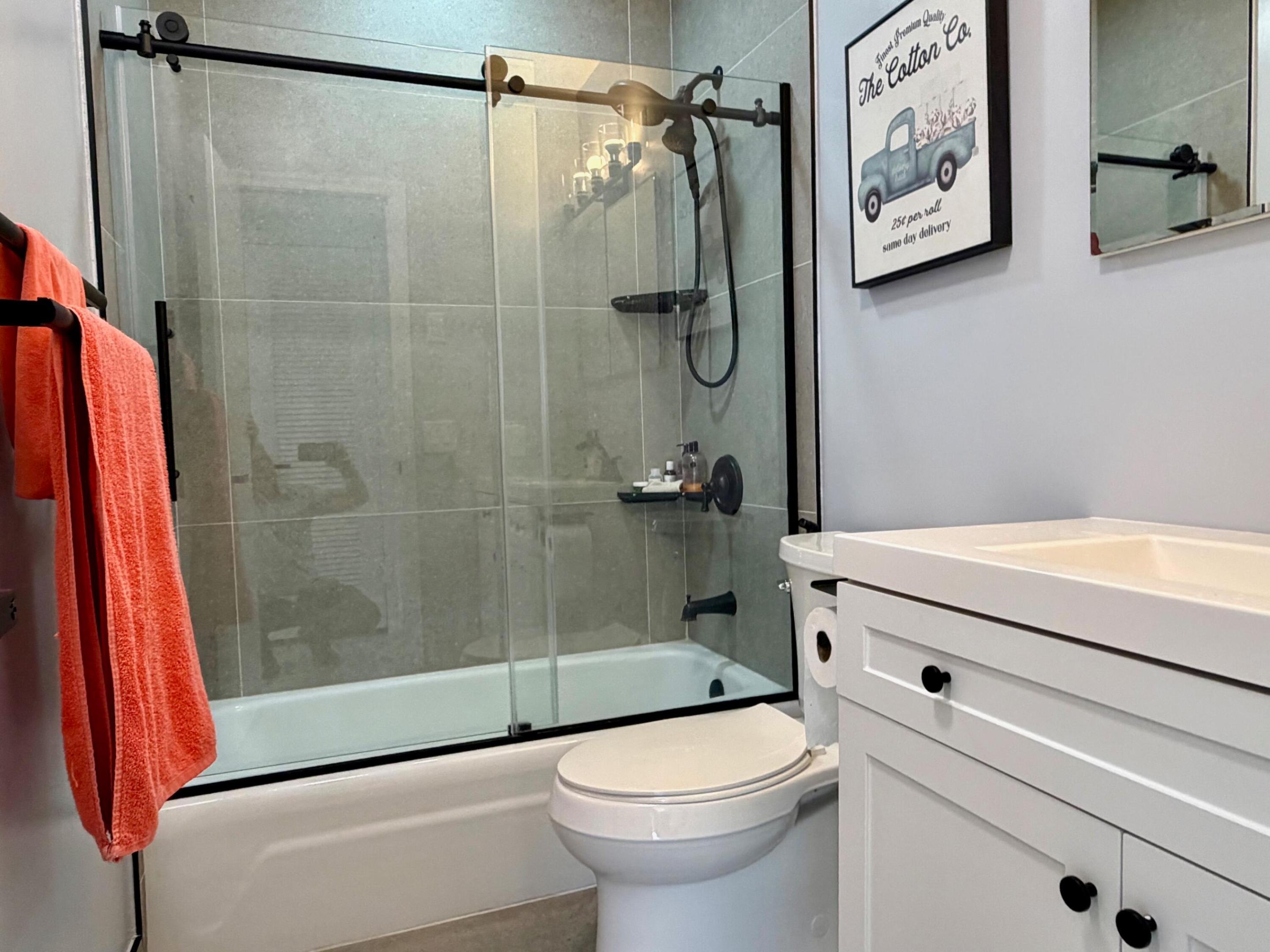 IMPERIAL POINT GARDENS CONDO - Residential Lease