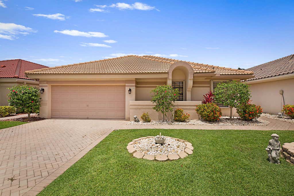 Photo of 11258 Clover Leaf Circle, Boca Raton, FL 33428 (MLS # R10800965)