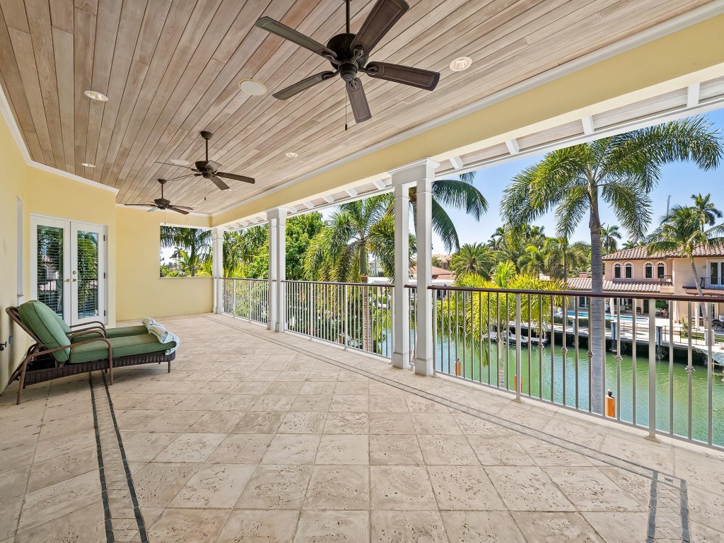 Las Olas Isles - Residential