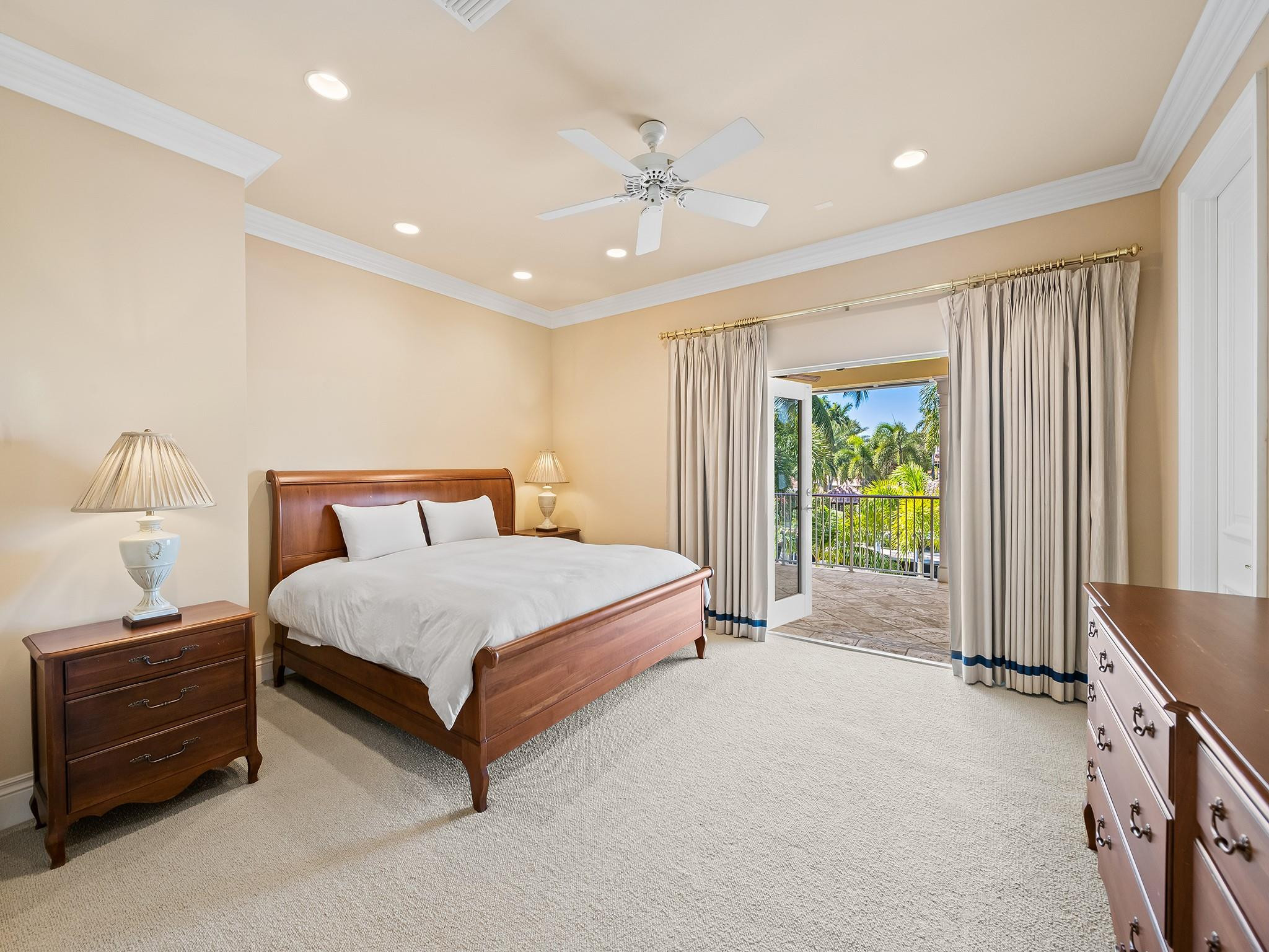 Las Olas Isles - Residential