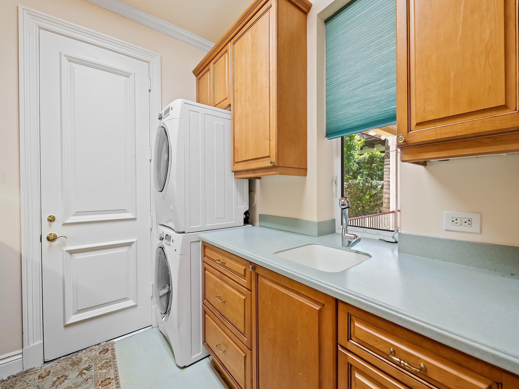 Las Olas Isles - Residential