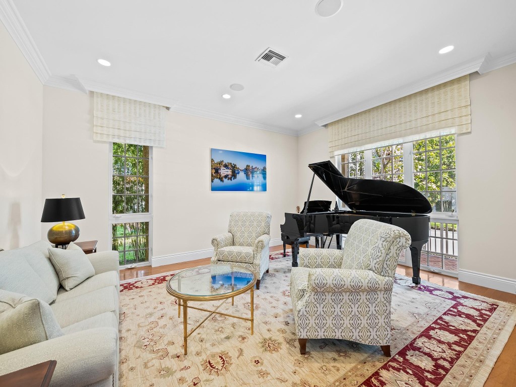 Las Olas Isles - Residential