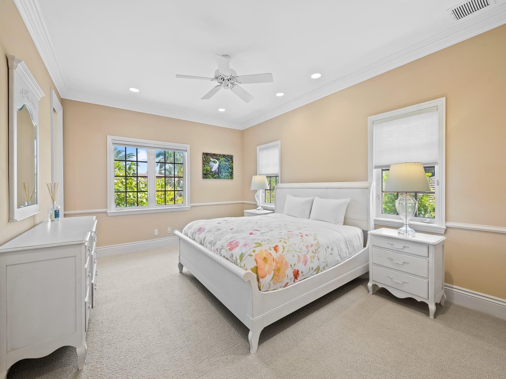 Las Olas Isles - Residential