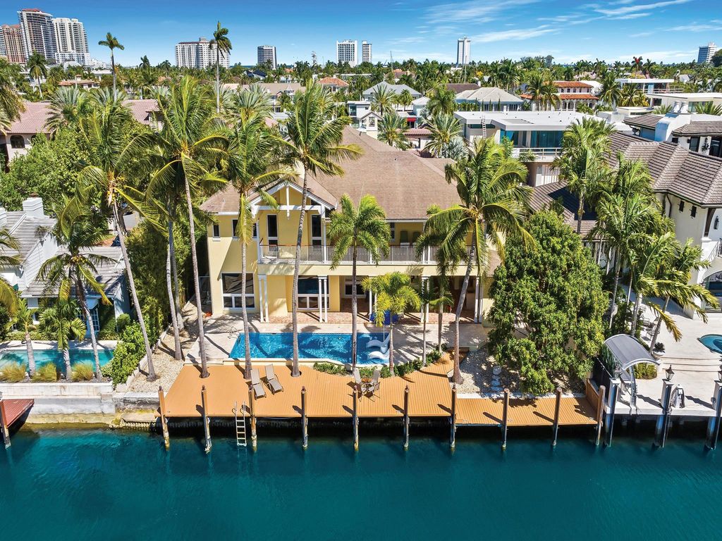 Photo of 625 Isle Of Palms Dr, Fort Lauderdale, FL 33301 (MLS # F10531793)