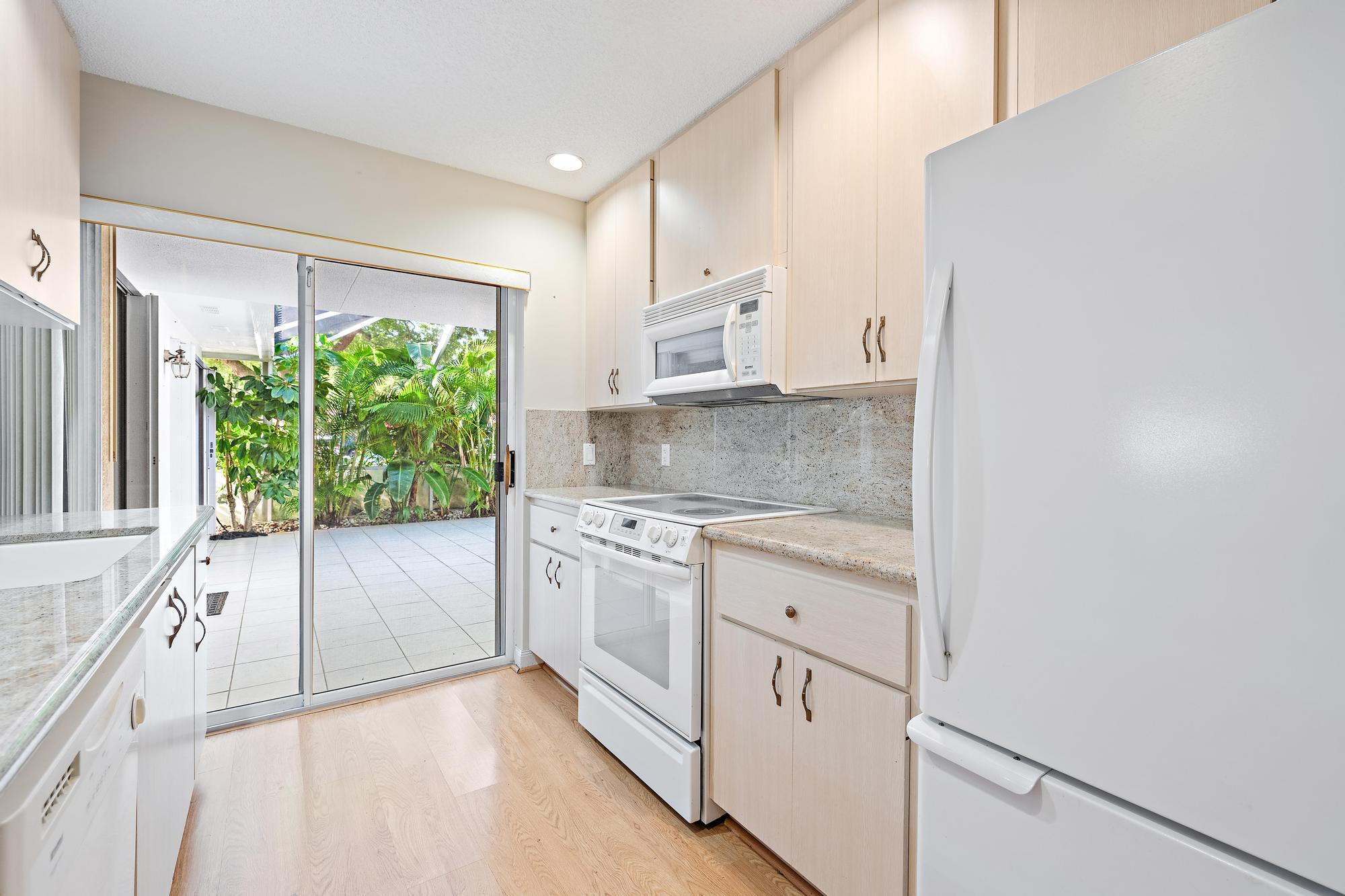 OAKS-SUNTERRACE 3 - Residential