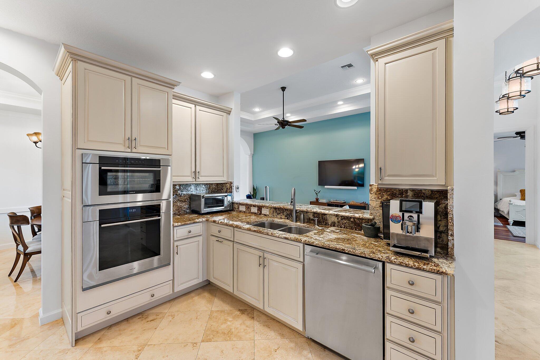 JUPITER COUNTRY CLUB POD - Residential