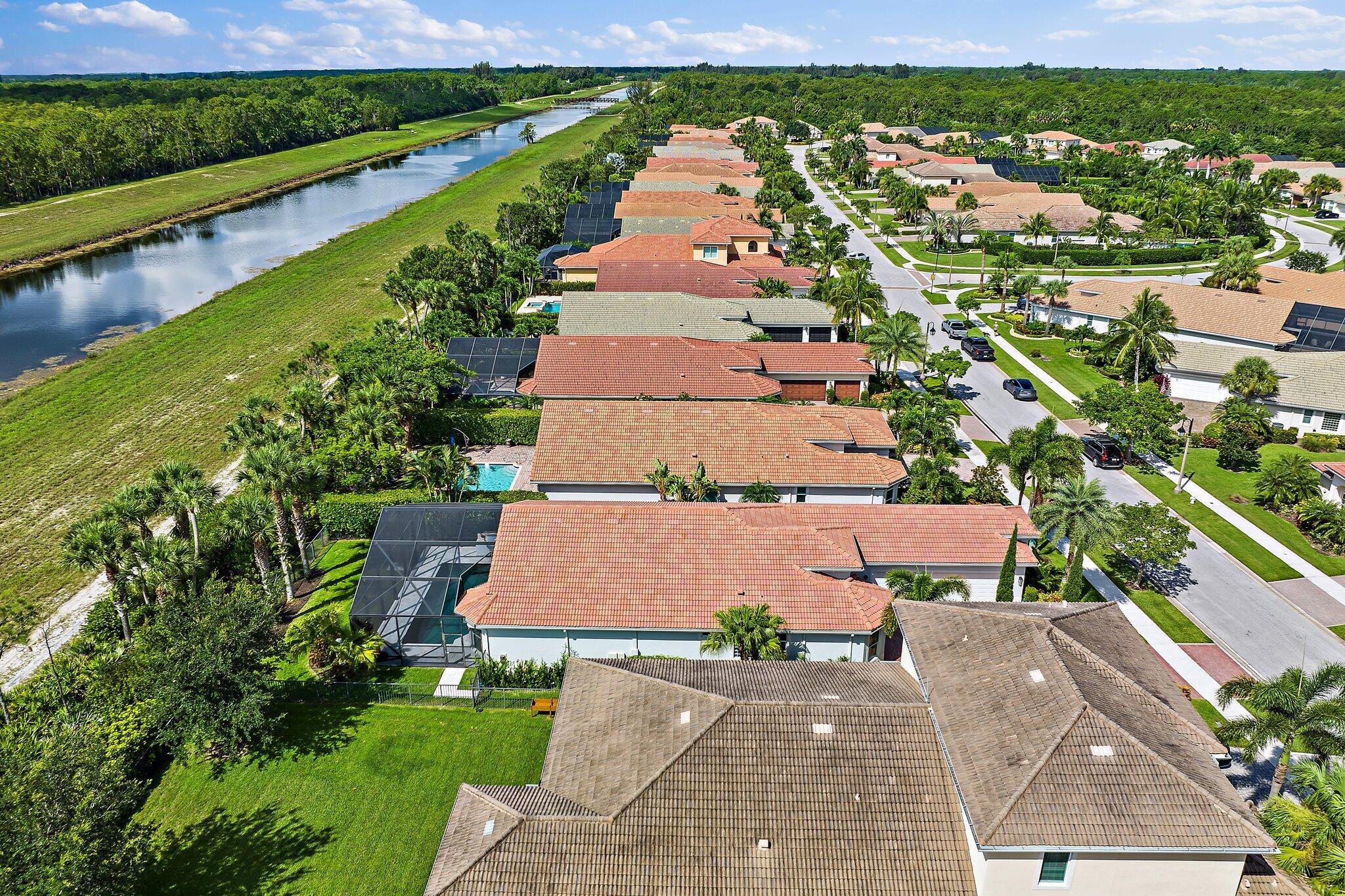 JUPITER COUNTRY CLUB POD - Residential