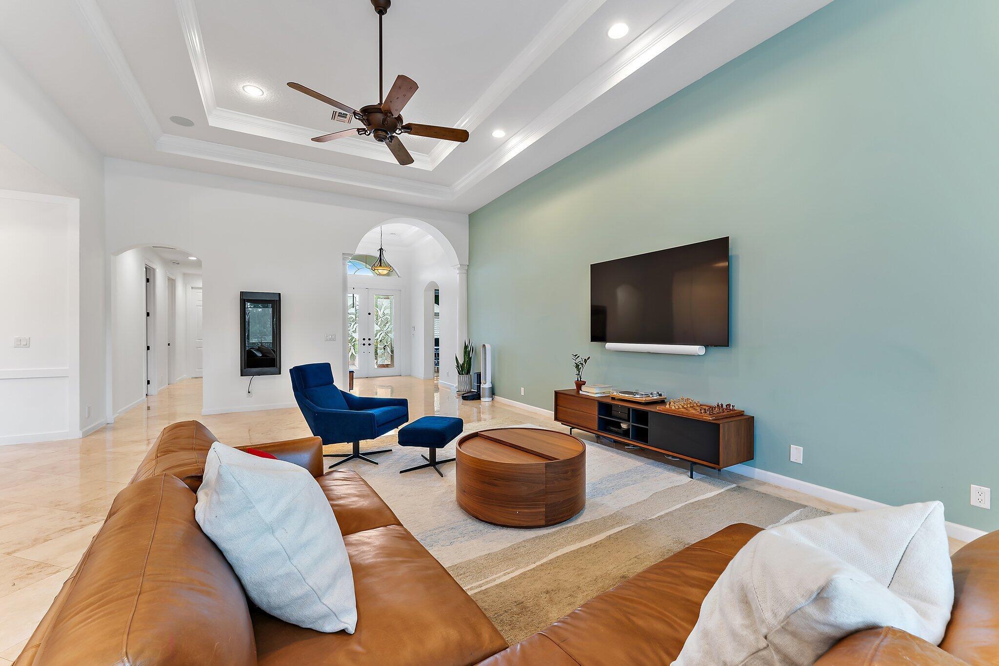 JUPITER COUNTRY CLUB POD - Residential