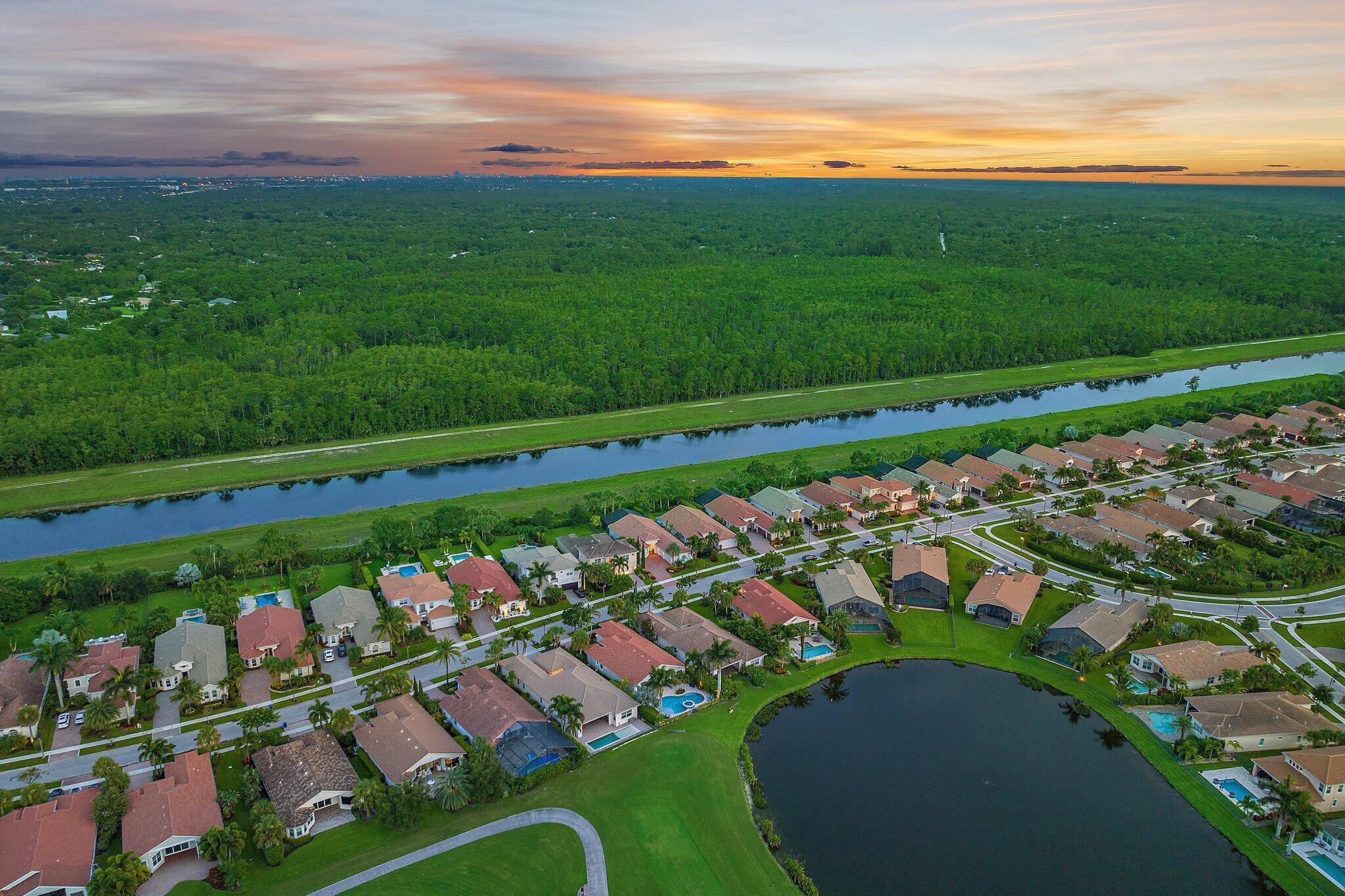 JUPITER COUNTRY CLUB POD - Residential